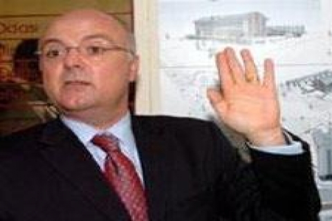 Palandöken'deki Astrilla Oteli'nin inşaatı durdu