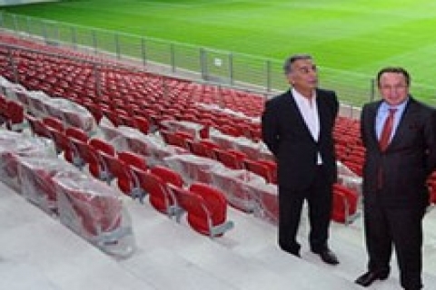 Adnan Polat, 18 kulüp başkanına TT Arena Stadı'nı gezdirecek!