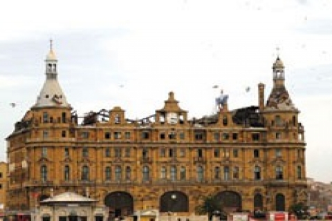 Haydarpaşa, tarihi değerleri korunarak restore edilmeli!