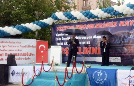 Afyon spor salonu ve gençlik merkezinin temeli atıldı!