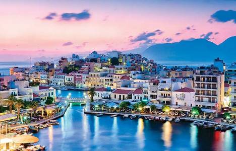 Çin Girit'teki havaalanını ve limanı almak istiyor!