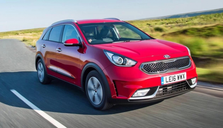 Uzun yol sürüşleri için tasarlanmış Kia Niro Nisan fiyatı belli oldu! Yeni fiyatını kaçırmayın