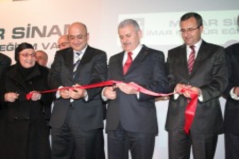 Ayla İnan Öğrenci Yurdu hizmete açıldı!