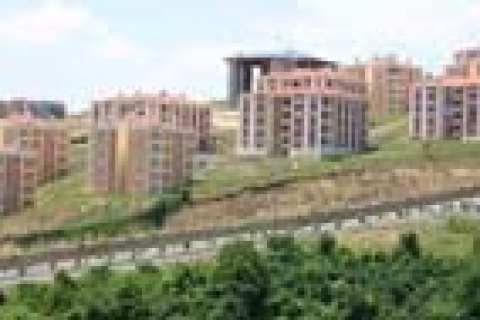 TOKİ 3 yılda 210 bin konut yapacak
