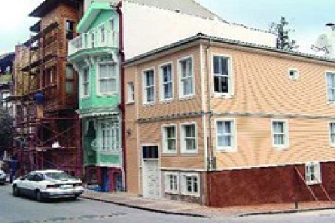 Üsküdar Belediyesi tarihi binaları ücretsiz yeniliyor!