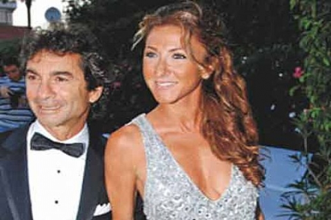 Cem Hakko ve Ronit Gülcan, Çubuklu Vadi Evleri'nde 3 katlı villaya taşındı! 