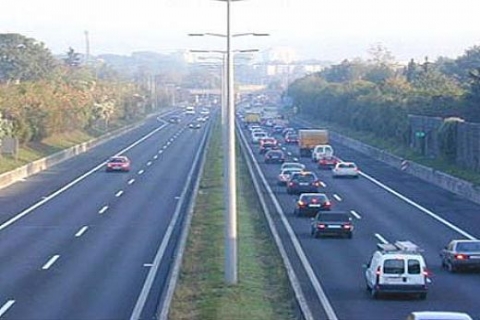 ÖİB 25 yıllığına işletilecek otoyolların ihale ön yeterlilik süresini erteledi!