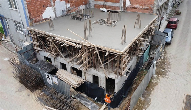 Yarısı Bizden Kampanyası nın ilk temeli Üsküdar Salacak ta atıldı!