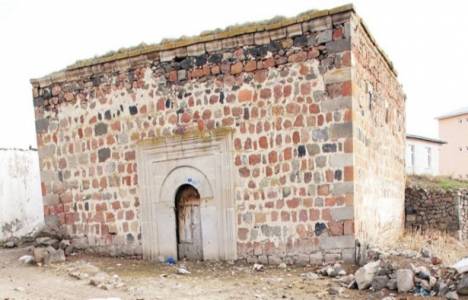 Müderris İbrahim Efendi Camisi 74 yıl sonra onarılacak!