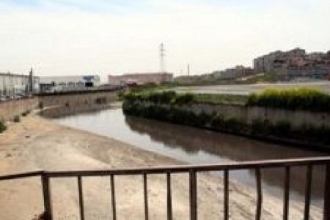 Uzunlar İnşaat, Ayamama Deresi'ne iş merkezi yapıyor!