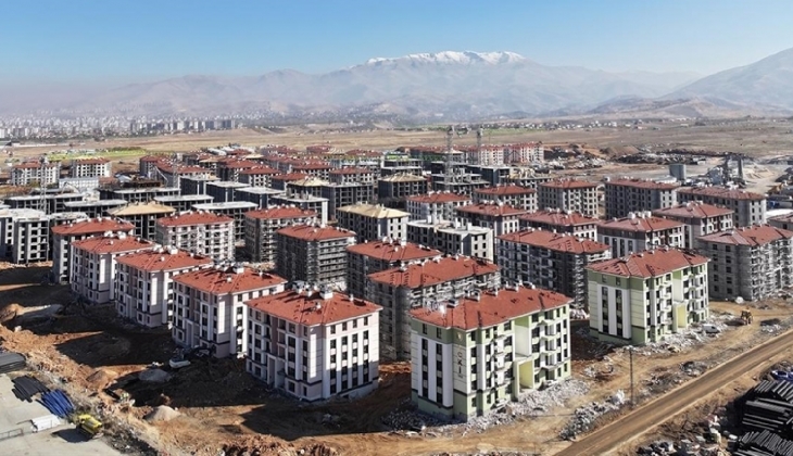 Cumhurbaşkanı Erdoğan 46 bin deprem konutu ve köy evi için teslim tarihi verdi!