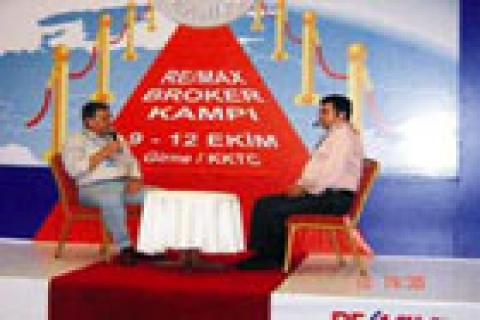 RE/MAX eğitim için kampa girdi