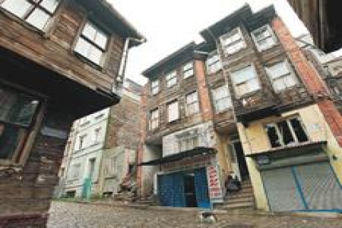 Reuters: Süleymaniye'deki evler yok olma eşiğinde