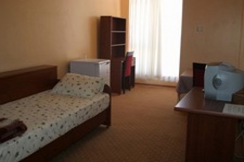 Kasim Garipoğlu kızlar için yurt yapıyor!