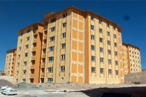 TOKi mağdurlarının sorunu acilen çözülmeli