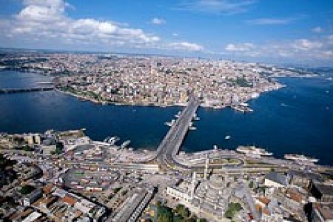 Tarihi Yarımada'da binaların dış cepheleri yenileniyor!