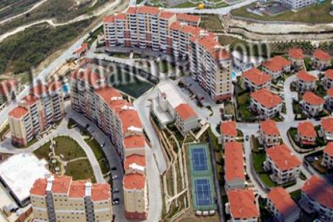 Banu Evleri Sitesi'nde 1.4 milyon TL'ye icradan satılık daire!