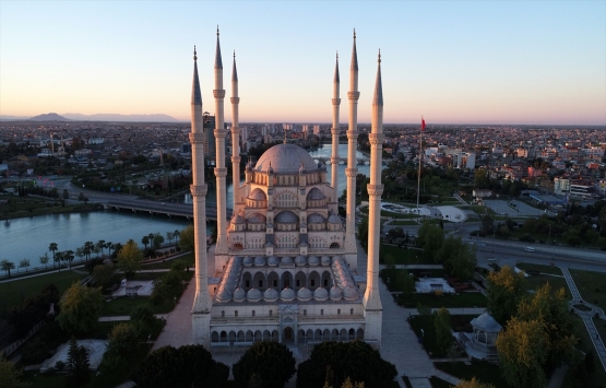 Türkiye de mimarisiyle öne çıkan camiler!