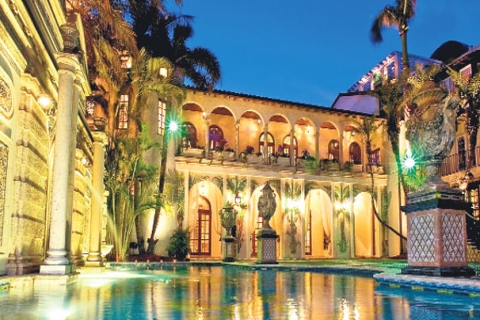  Versace imzalı malikane 125 milyon dolar ile satışa çıktı!