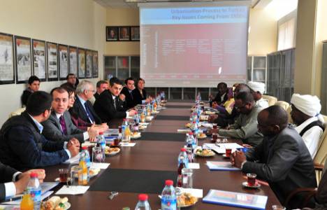 Çevre ve Şehircilik, kentsel dönüşümü Sudan Heyeti'ne anlattı!