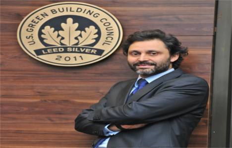 Soyak ayda 100 aileyi ev sahibi yapıyor!