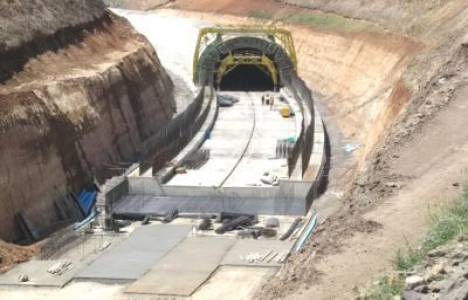 BTK Demiryolu Projesi ilk ray kaynağı törenle yapıldı!