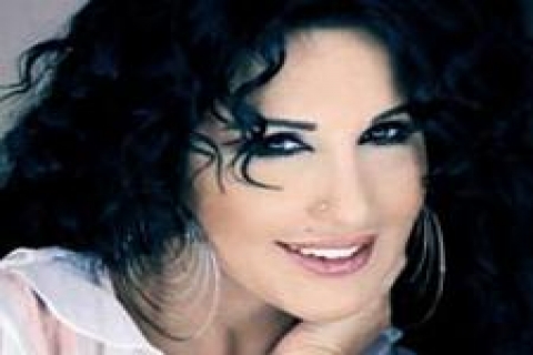 Nükhet Duru annesinin Beşiktaş'taki evini satışa çıkardı!