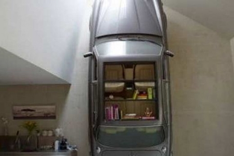 Denieuwegeneratie mimarlık ekibi ekolojik ev için Jaguar'ı telef etti!