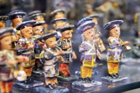 Yüksek mimar Naim Arnas oyuncak sergisi açıyor!