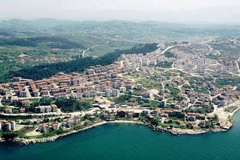 Zonguldak Alaplı'da icradan 988 bin TL'ye satılık 6 katlı bina! 