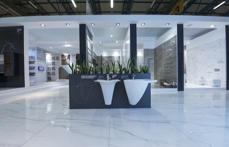 Bien 43 yeni koleksiyonunu UNICERA'da sergiledi!