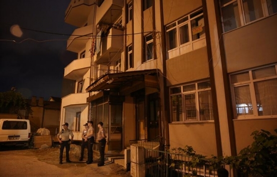 İzmit te riskli 2 bina tahliye edildi!