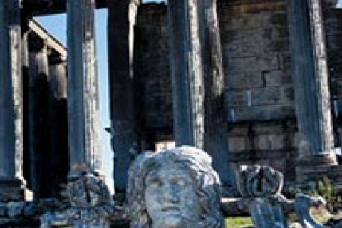 Aizonai, depremde yıkılmasın diye taşınsın!