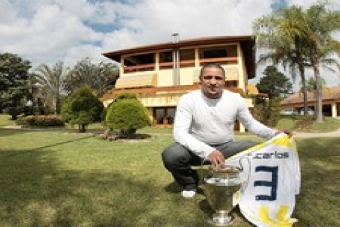 Roberto Carlos, Brezilya'daki evi için Türk taşını seçti!