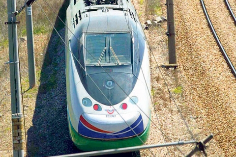  Etimesgut Tren İstasyonu'nda trenlerin ağırlıkları çalındı!