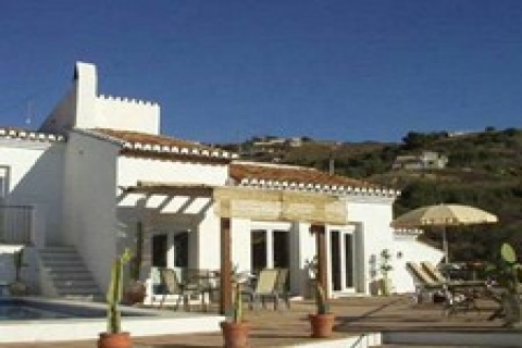 Ankara Metiş Sitesi Vilları'nda 1 milyon 200 bin TL'ye! İcradan!