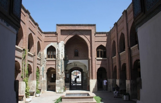 Konya Çevre ve Şehircilik Müdürlüğü 42 gayrimenkulü ihaleyle satıyor!