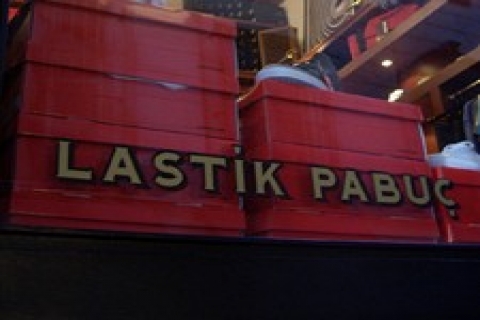 Can Soylu, Lastik Pabuç'u Bağdat Caddesi'nde açtı!