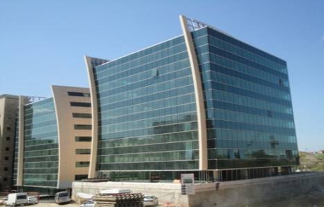  Kavacık Smart Plaza'da kiralık kat: metrekaresi 17 dolar! 