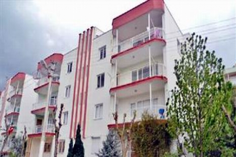  Kuşadası'nda Beyaz Kent Sitesi'nde 90 bin TL'ye icradan konut!