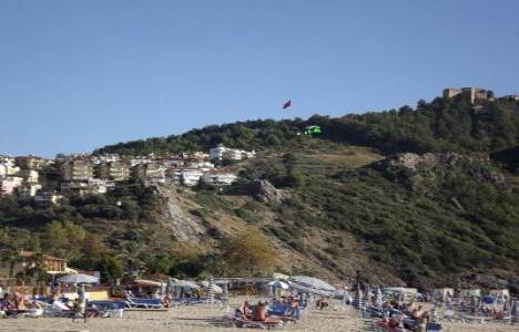 Alanya'da 1 milyon 250 bin TL'ye icradan satılık havuzlu otel! 