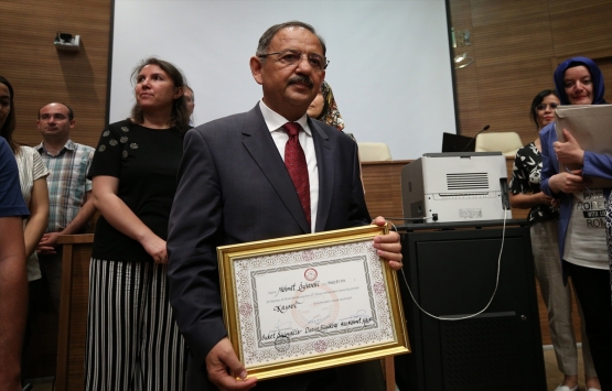 Mehmet Özhaseki mazbatasını aldı!