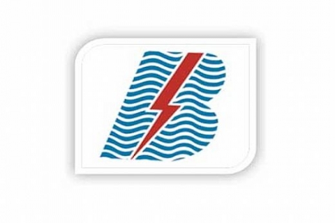 Beylikdüzü'nde metrobüs inşaatı ve kar yağışı hayatı felç etti!