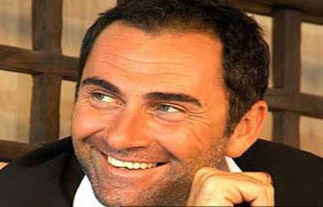 Atilla Saral birikimini Assos'taki arsasına yatırdı!