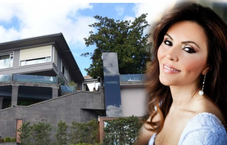 Feryal Gülman yalısını Özkan Derindere'ye kiraladı!