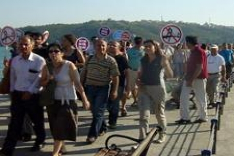 İstanbul'a yapılması planlanan 3. köprü protesto edildi