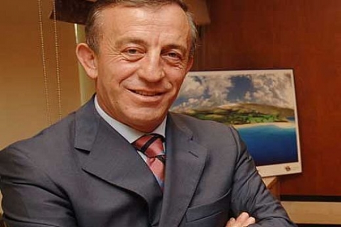 Ali Ağaoğlu, elektrikli otomobiller şarj ünitelerini binalara yerleştirmeye başladıklarını söyledi!