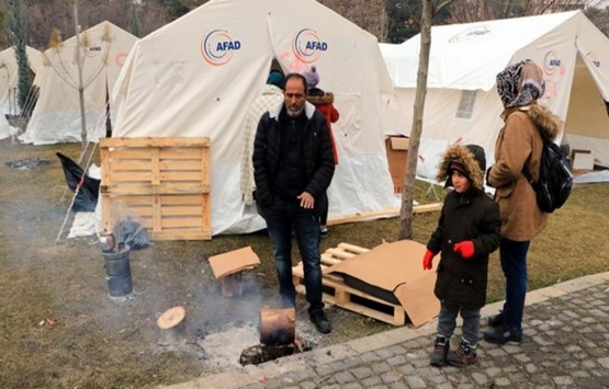 Elazığ da depremzedelerden kira fırsatçılarına tepki!