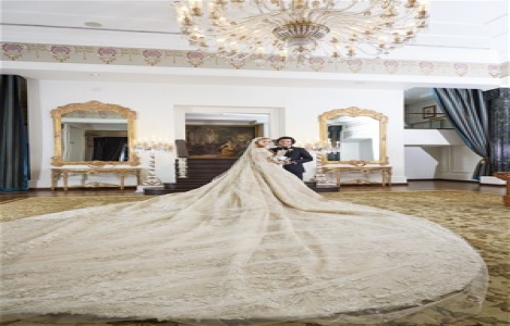 Ali Ağaoğlu’nun kızı Sena Ağaoğlu evlendi!