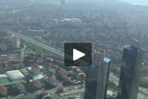 Sapphire AVM'nin terasında sanal uçan halı!